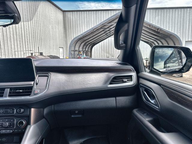 Photo of 2021 Black Chevrolet Suburban