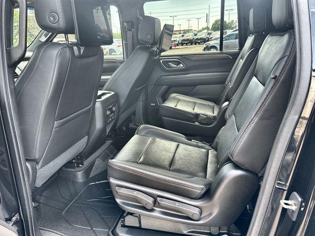 Photo of 2021 Black Chevrolet Suburban