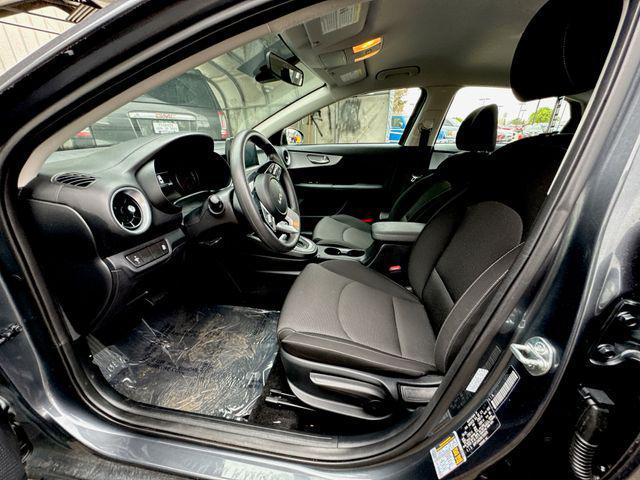 Photo of 2024 Gravity Gray Kia Forte