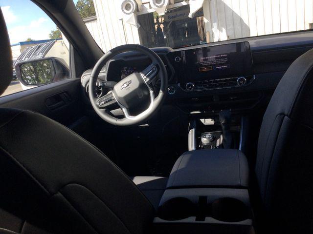 Photo of 2026 Radiant Red Tintcoat Chevrolet Colorado