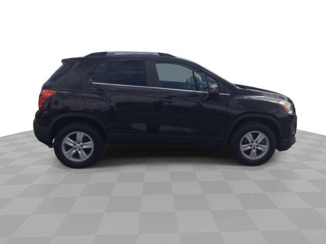 Photo of 2016 Deep Espresso Metallic Chevrolet Trax