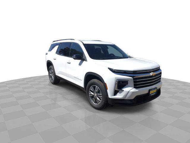 Photo of 2025 Summit White Chevrolet Traverse