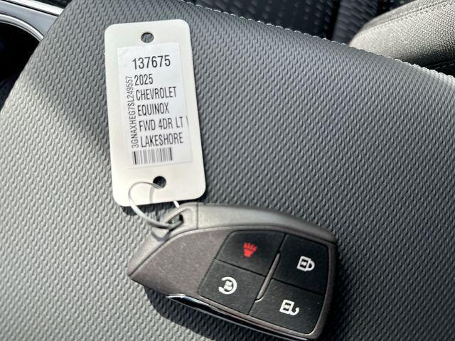 Photo of 2025 Lakeshore Blue Metallic Chevrolet Equinox