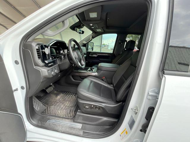 Photo of 2024 Summit White Chevrolet Silverado 2500