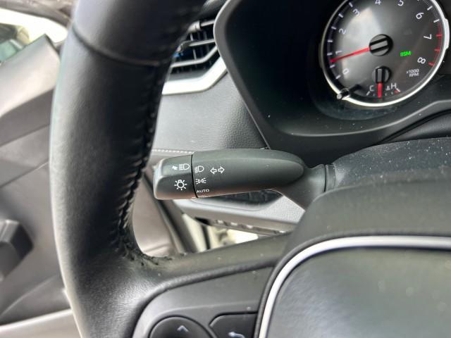 Photo of 2022 White Toyota RAV4