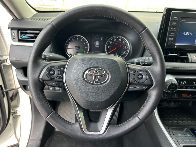 Photo of 2022 White Toyota RAV4