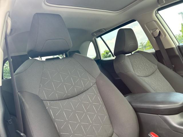 Photo of 2022 White Toyota RAV4