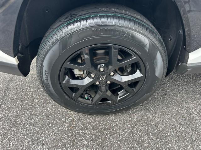 Photo of 2022 White Toyota RAV4