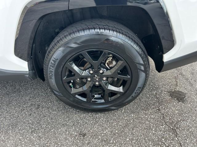 Photo of 2022 White Toyota RAV4
