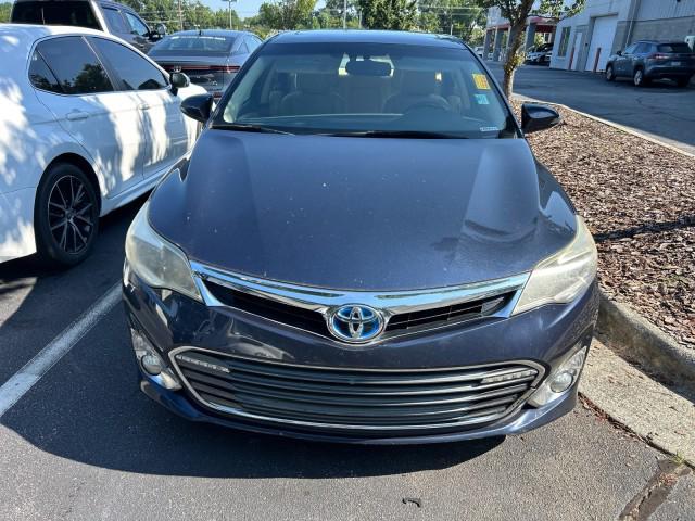 Photo of 2015 Parisian Night Pearl Toyota Avalon Hybrid