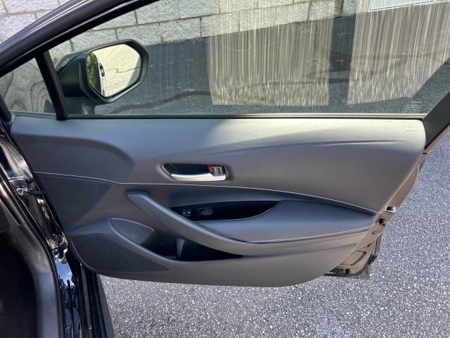 Photo of 2022 Midnight Black Metallic Toyota Corolla