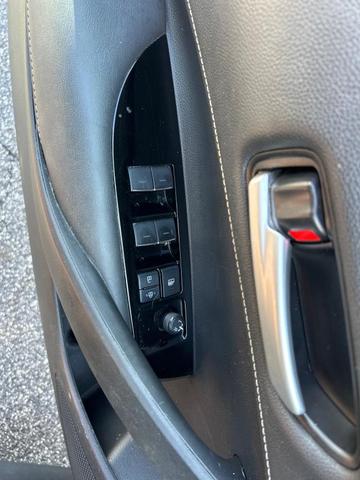 Photo of 2022 Midnight Black Metallic Toyota Corolla