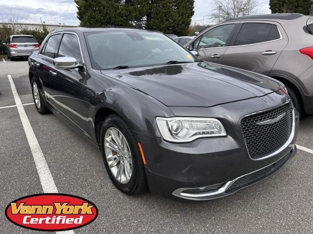 2016 Chrysler 300C