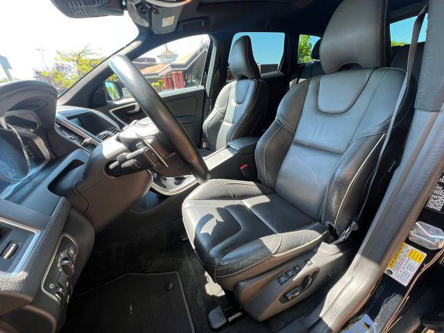 Photo of 2015 Black Volvo XC60