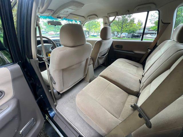 Photo of 2004 Blue Mitsubishi Montero Sport