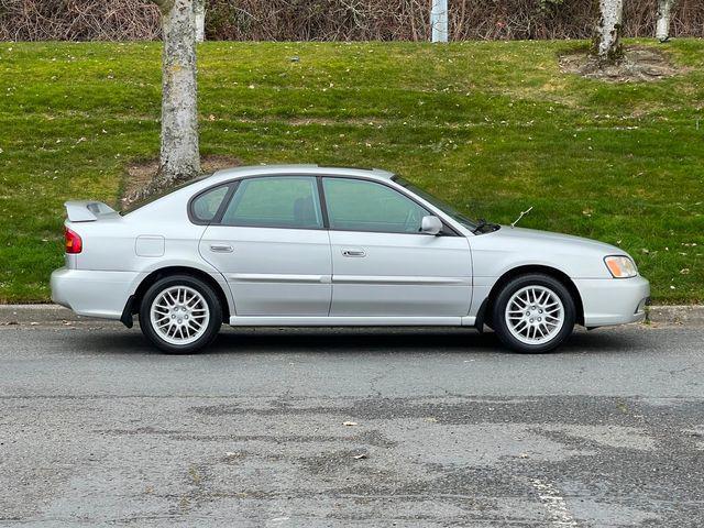 Photo of 2004 Silver Subaru Legacy