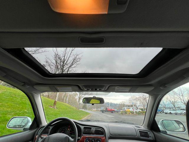Photo of 2004 Silver Subaru Legacy