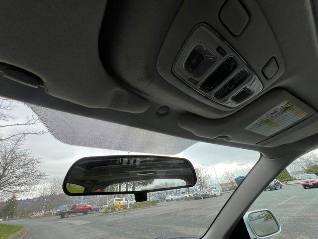 Photo of 2004 Silver Subaru Legacy