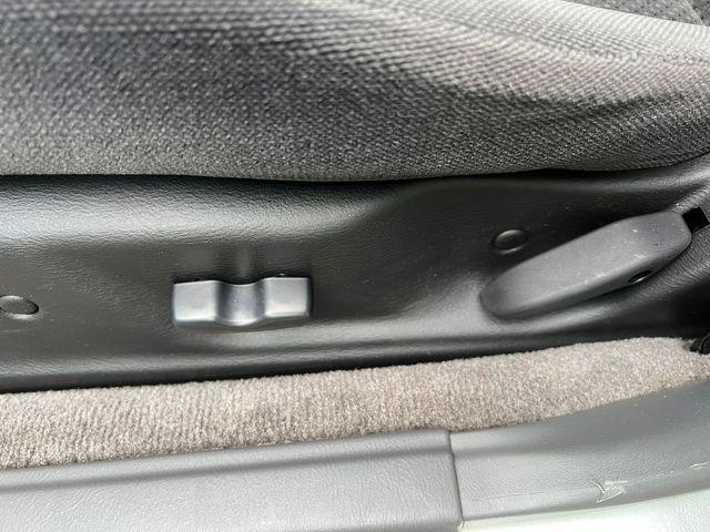 Photo of 2004 Silver Subaru Legacy