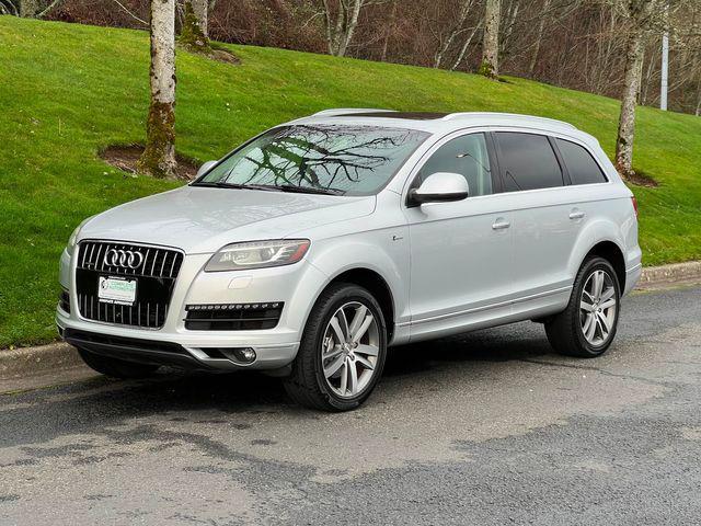 Photo of 2014 Silver Audi Q7