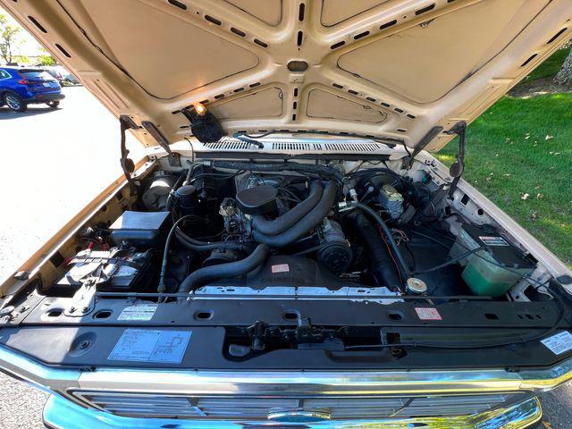 Photo of 1985 Brown Ford Pickup Truck
