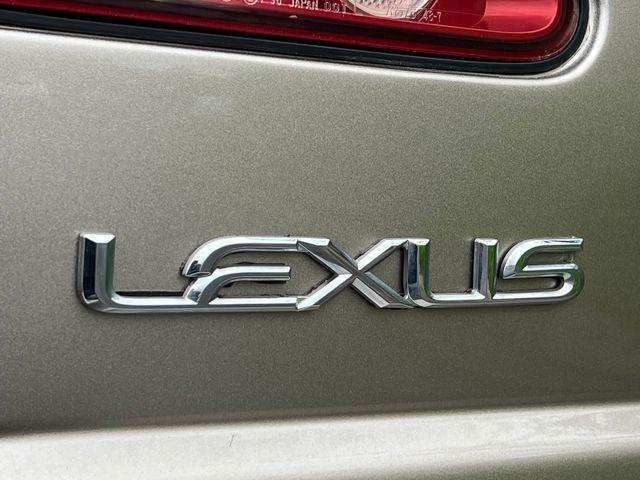 Photo of 1999 Gold Lexus RX 300