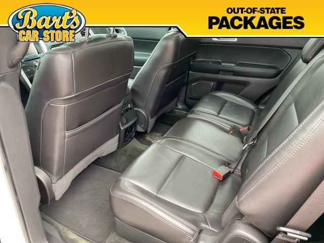 Photo of 2015 Oxford White Ford Explorer