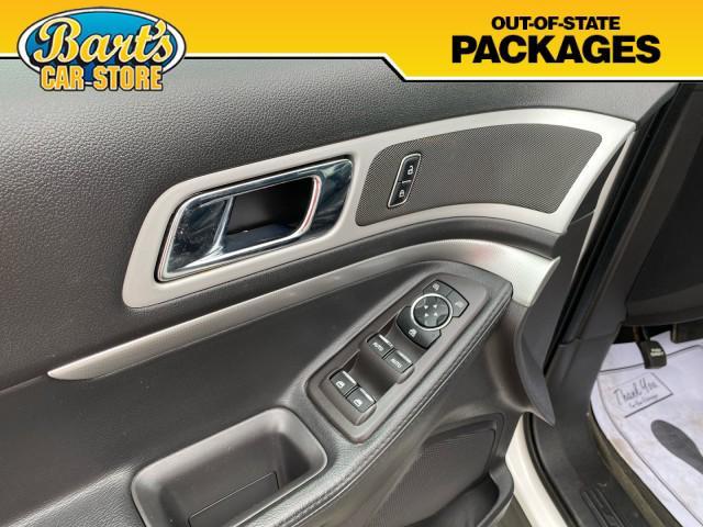 Photo of 2015 Oxford White Ford Explorer