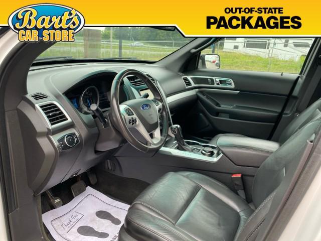 Photo of 2015 Oxford White Ford Explorer