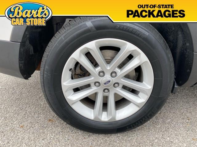 Photo of 2015 Oxford White Ford Explorer