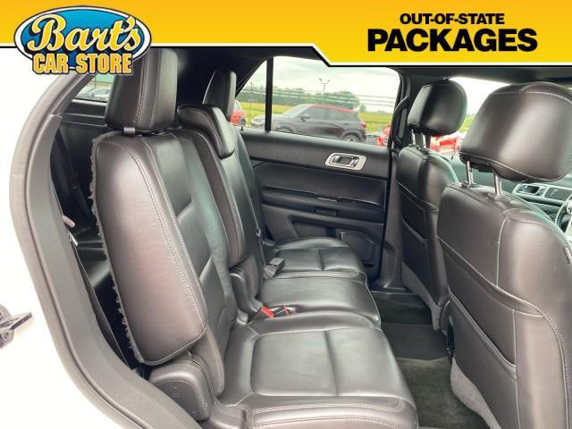 Photo of 2015 Oxford White Ford Explorer