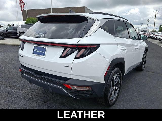Photo of 2024 White Pearl Hyundai TUCSON