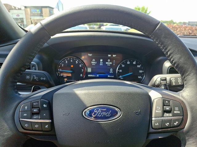 Photo of 2020 Star White Metallic Tri-Coat Ford Explorer