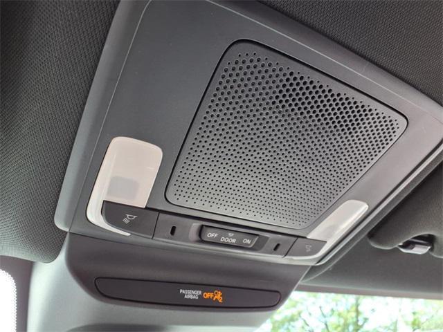 Photo of 2023 Urban Gray Pearl Honda HR-V