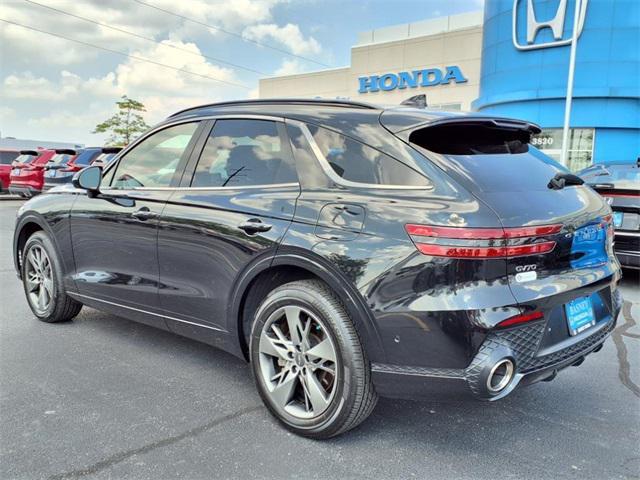 Photo of 2022 Vik Black Genesis GV70