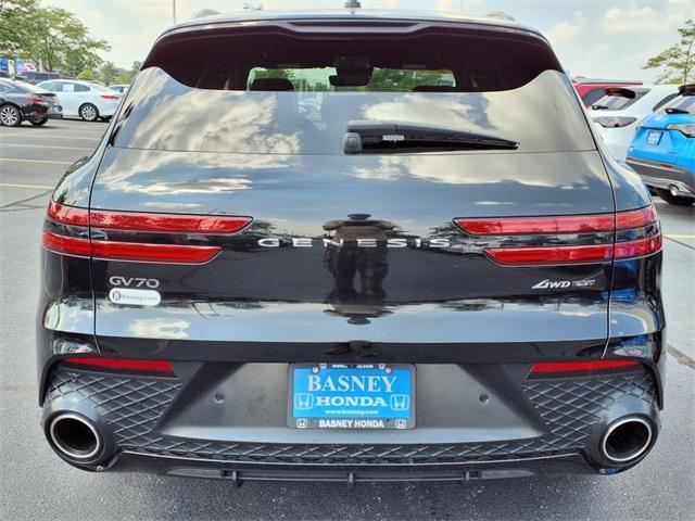 Photo of 2022 Vik Black Genesis GV70
