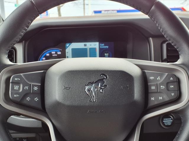 Photo of 2024 Azure Gray Metallic Ford Bronco