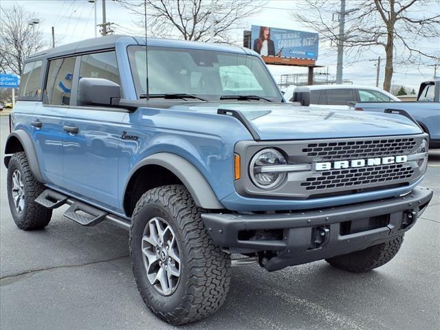 Photo of 2024 Azure Gray Metallic Ford Bronco