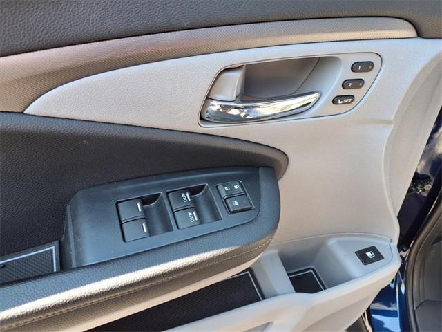 Photo of 2022 Obsidian Blue Pearl Honda Ridgeline