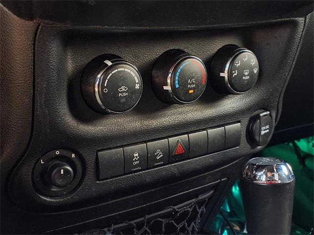 Photo of 2018 Billet Silver Metallic Clearcoat Jeep Wrangler JK Unlimited
