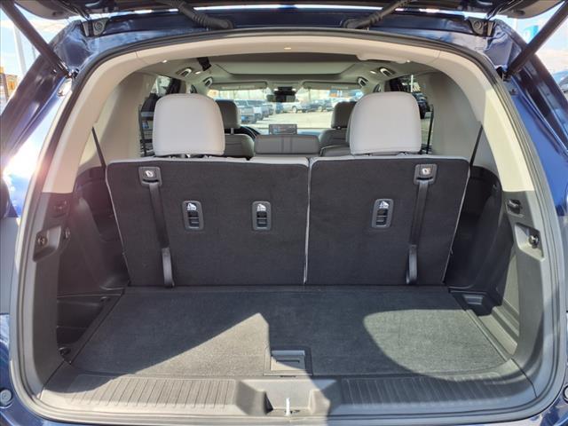 Photo of 2025 Obsidian Blue Pearl Honda Pilot