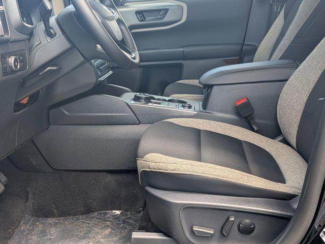 Photo of 2025 Shadow Black Ford Bronco Sport