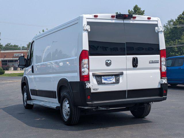 Photo of 2023 Bright White Clearcoat RAM ProMaster 2500