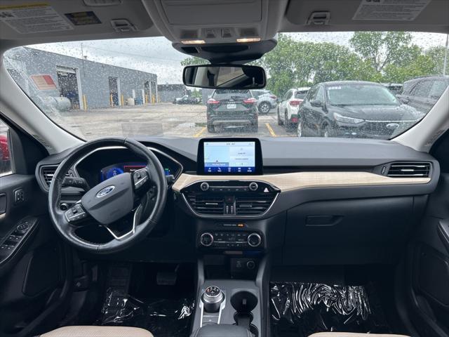 Photo of 2021 Rapid Red Metallic Tinted Clearcoat Ford Escape