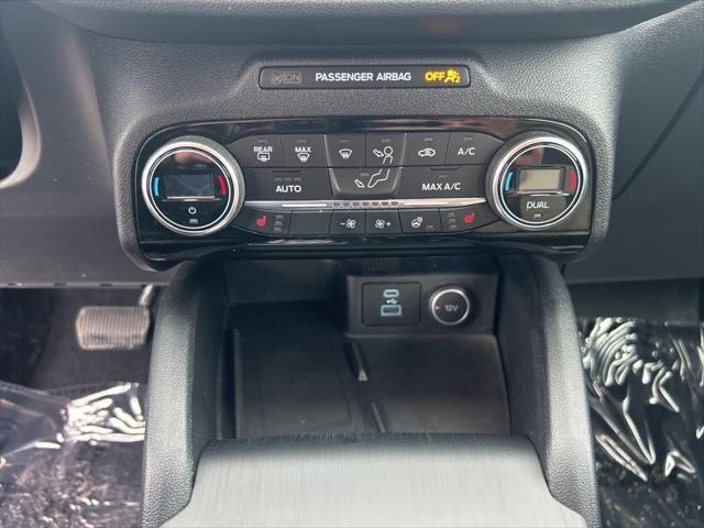 Photo of 2021 Rapid Red Metallic Tinted Clearcoat Ford Escape
