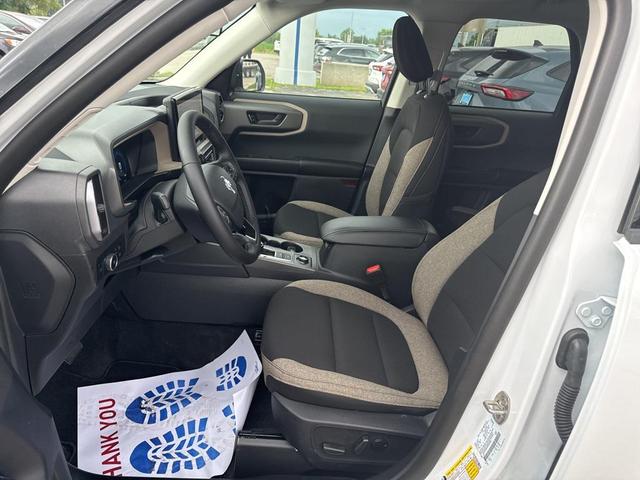 Photo of 2025 Oxford White Ford Bronco Sport