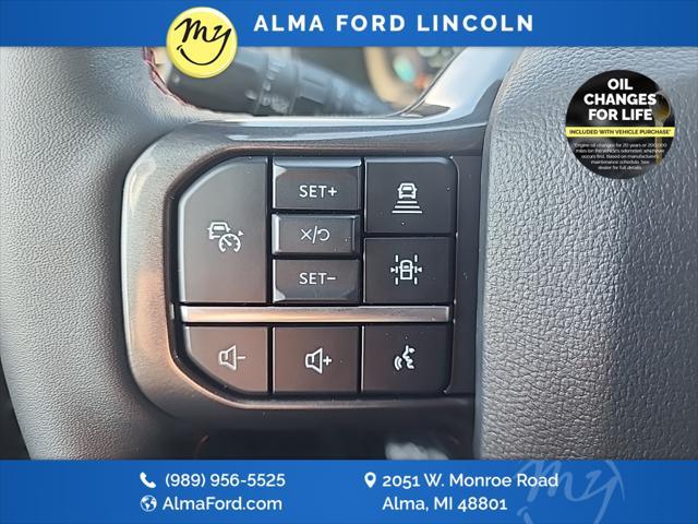 Photo of 2024 Star White Metallic Tri-Coat Ford Expedition Max
