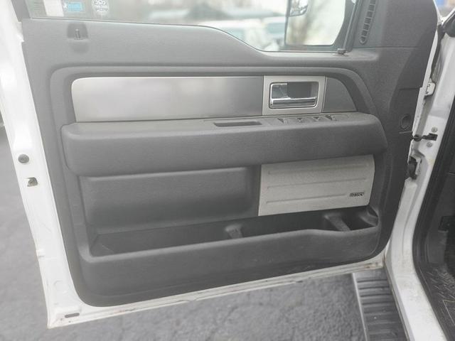Photo of 2013 White Ford F-150
