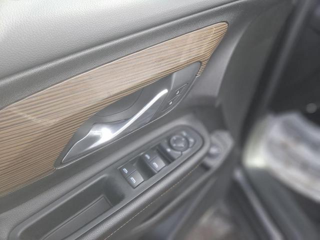 Photo of 2019 Ebony Twilight Metallic GMC Terrain