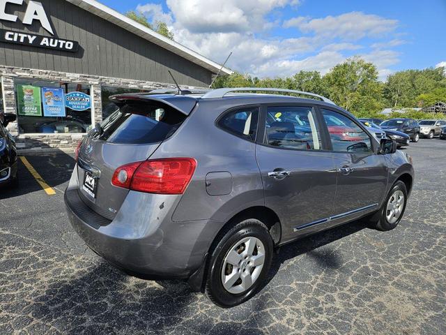 Photo of 2015 Platinum Graphite Nissan Rogue Select